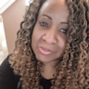 Meet your Posher, Lallie